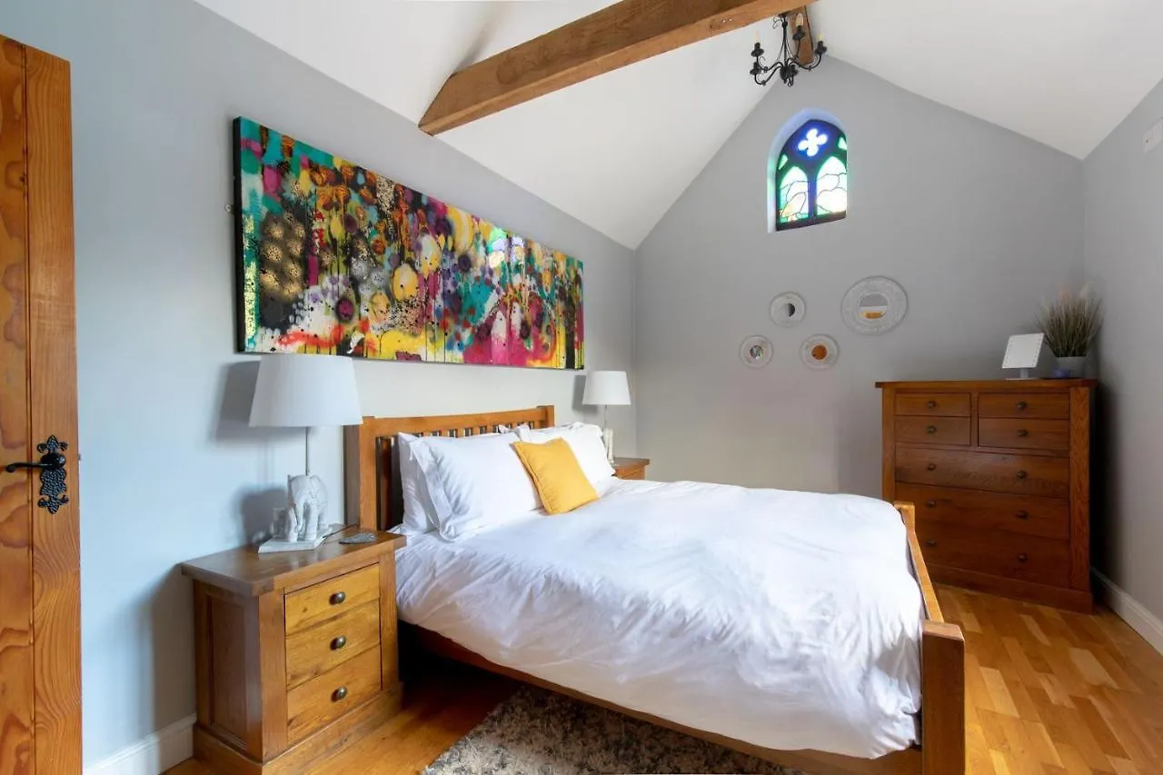 Woodbury Cottage